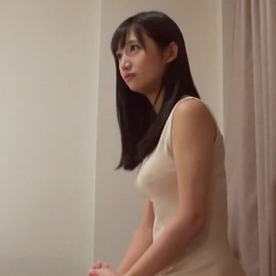 FC2 PPV 4596315　【FC2本編顔出し】ミスコン出場歴のある１９歳は現在モデルとして活動中、今回が初めての撮影で緊張しながらも大量射精の一部始終。