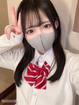 FC2 PPV 4762032　【永久保存版】黒髪Gカップ美女！歴代最高級の逸材爆誕！ひと目見て貰えばハマること間違いなしです、、、