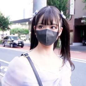 FC2 PPV 4798984　車内フェラのみ予定の小柄18歳　想像の10倍可愛かったので本番個撮まで　30Kでプリケツ小尻の未処理陰毛体に生中出し